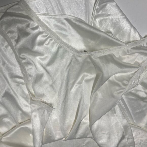 Vintage White Nylon Slip Nightgown Lace Trim Authorized Pattern USA Medium - Picture 11 of 11